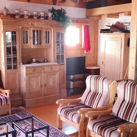 Grosses Mit Sauna Im Skigeb. Obersaxen