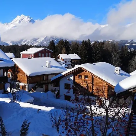Grosses Mit Sauna Im Skigeb. Ferienhaus Obersaxen Mundaun