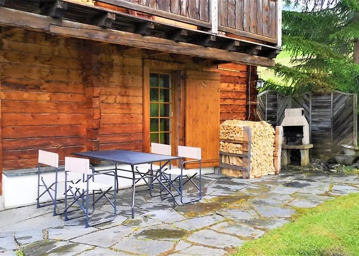 Grosses Mit Sauna Im Skigeb. *