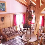 Tatil Evi Grosses Mit Sauna Im Skigeb. *